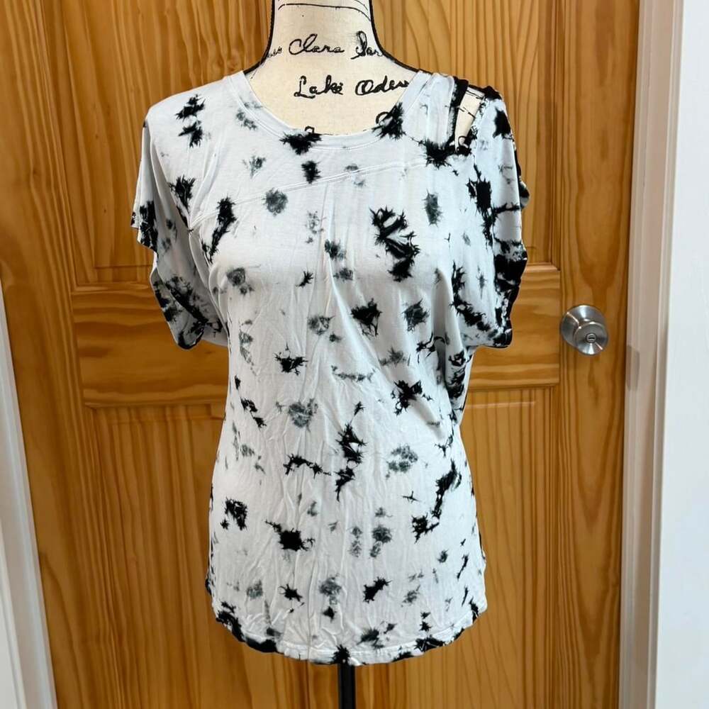 Livi for Lane Bryant Cold Shoulder Tie Dye Top